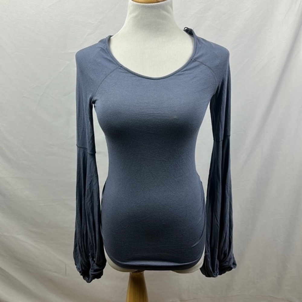 Free people to the tropics top twist sleeves